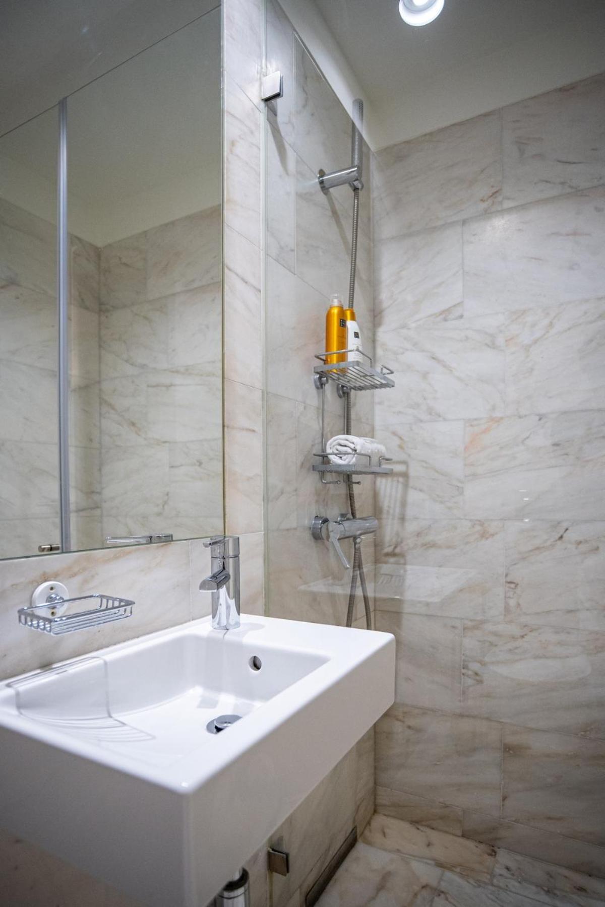 Vintage 1-bedroom Oasis Center * Lisbon